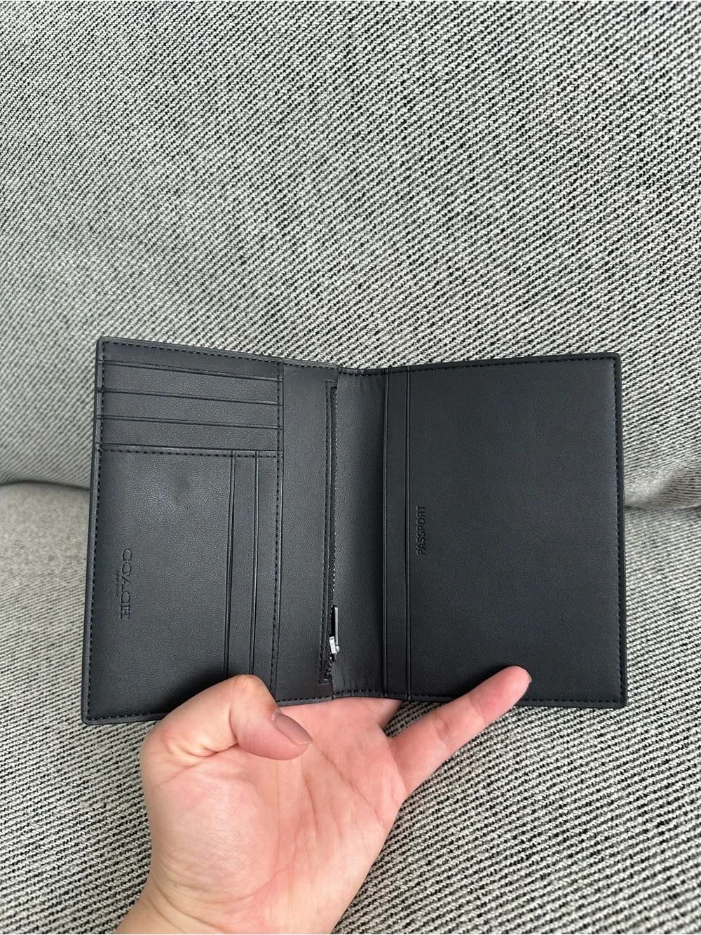 NWT Coach Passport Case Wallet CY902 Signature Canvas Patches Gunmetal/Charcoal